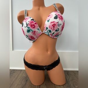 Victoria Secret brand new without tag flower print push-up swim top